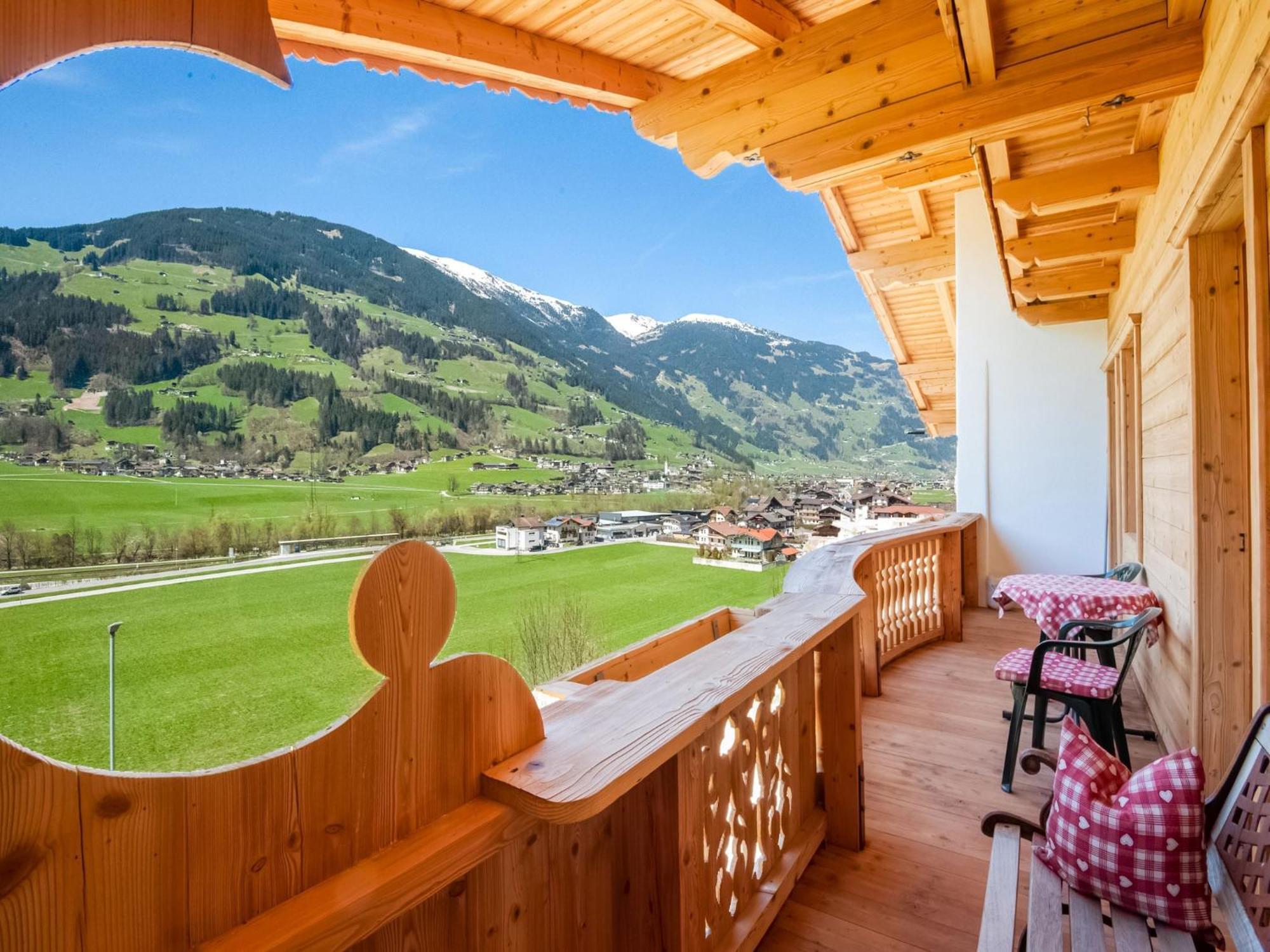 Apartment With Panoramic View Ramsau im Zillertal Dış mekan fotoğraf